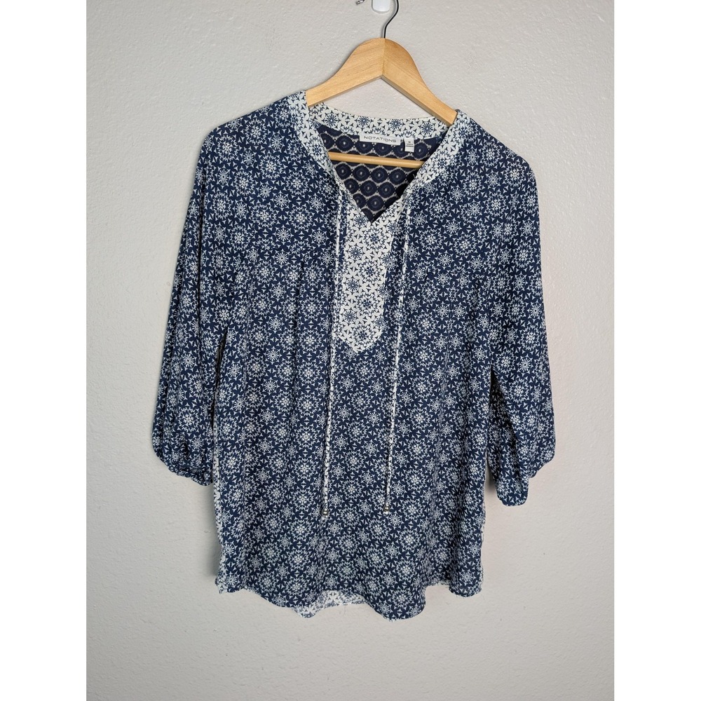 Notations Tunic Blouse Womens M Blue Floral V-Neck 3/4 Sleeve Crochet Sheer
